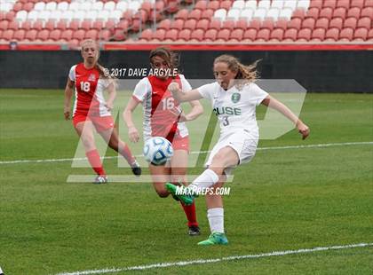 Thumbnail 2 in Syracuse vs. American Fork (UHSAA 6A Final) photogallery.
