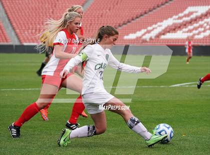 Thumbnail 1 in Syracuse vs. American Fork (UHSAA 6A Final) photogallery.