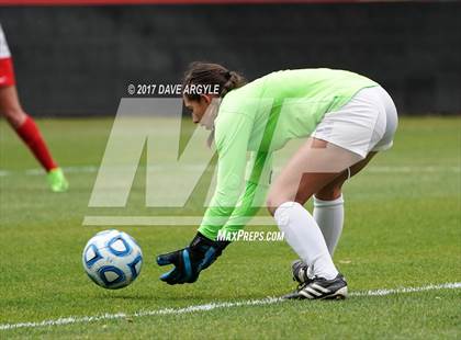 Thumbnail 3 in Syracuse vs. American Fork (UHSAA 6A Final) photogallery.