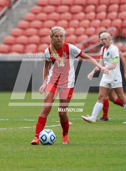 Thumbnail 1 in Syracuse vs. American Fork (UHSAA 6A Final) photogallery.