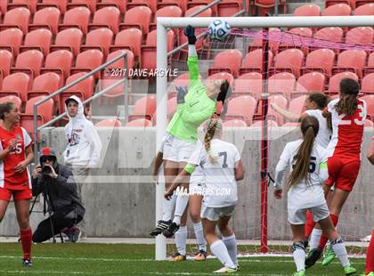 Thumbnail 3 in Syracuse vs. American Fork (UHSAA 6A Final) photogallery.
