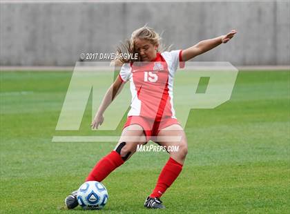 Thumbnail 3 in Syracuse vs. American Fork (UHSAA 6A Final) photogallery.