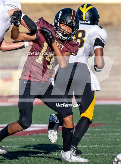 Thumbnail 1 in Del Oro @ Whitney photogallery.