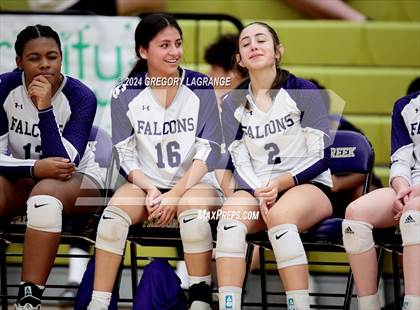 Thumbnail 2 in Bell vs Timber Creek photogallery.