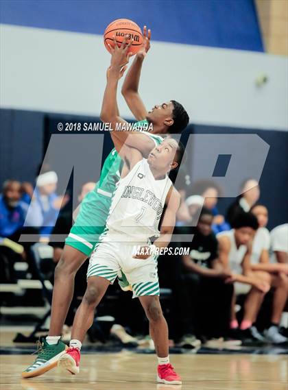 Thumbnail 1 in  Dorsey vs Inglewood (Sierra Canyon Invitational) photogallery.