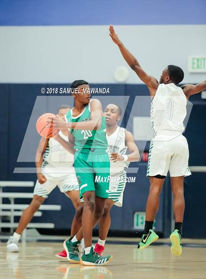 Thumbnail 1 in  Dorsey vs Inglewood (Sierra Canyon Invitational) photogallery.