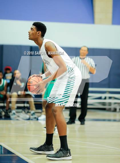 Thumbnail 3 in  Dorsey vs Inglewood (Sierra Canyon Invitational) photogallery.