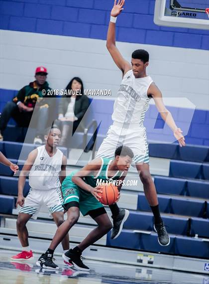 Thumbnail 2 in  Dorsey vs Inglewood (Sierra Canyon Invitational) photogallery.