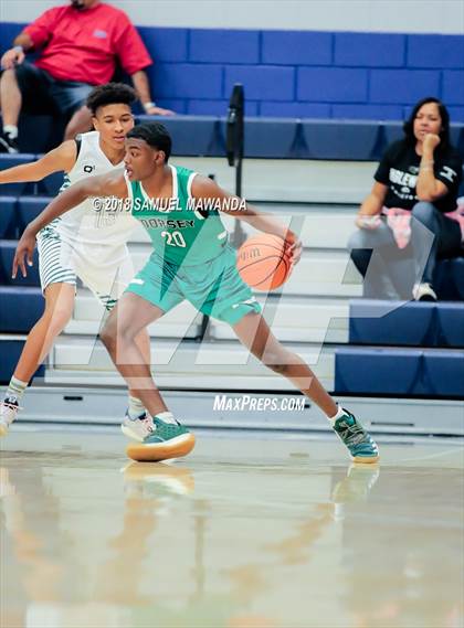 Thumbnail 2 in  Dorsey vs Inglewood (Sierra Canyon Invitational) photogallery.