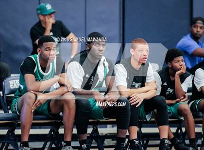 Thumbnail 3 in  Dorsey vs Inglewood (Sierra Canyon Invitational) photogallery.