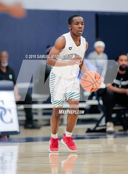 Thumbnail 2 in  Dorsey vs Inglewood (Sierra Canyon Invitational) photogallery.
