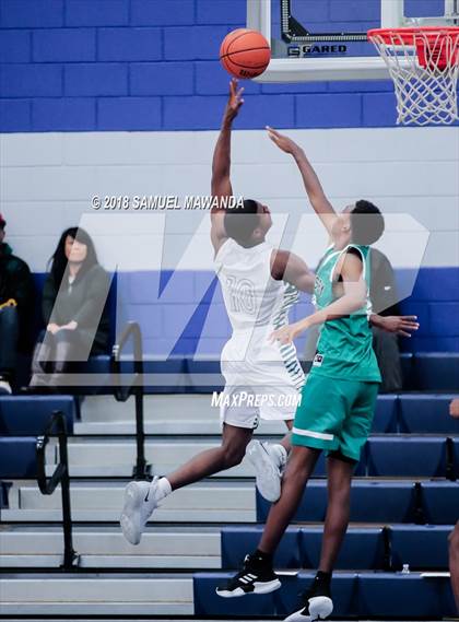 Thumbnail 2 in  Dorsey vs Inglewood (Sierra Canyon Invitational) photogallery.