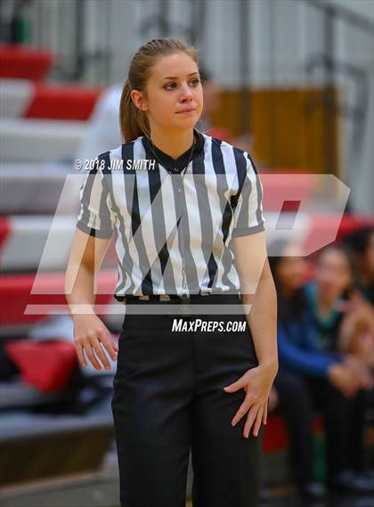 Thumbnail 1 in Onate vs. Albuquerque Academy (Albuquerque Academy Joe Armijo Basketball Classic) photogallery.