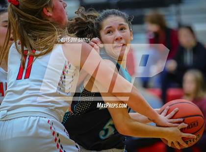 Thumbnail 1 in Onate vs. Albuquerque Academy (Albuquerque Academy Joe Armijo Basketball Classic) photogallery.