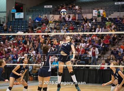 Thumbnail 2 in Teurlings Catholic vs. Ursuline Academy (LHSAA Division III Semifinal) photogallery.