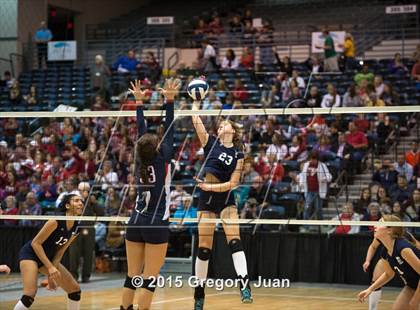 Thumbnail 3 in Teurlings Catholic vs. Ursuline Academy (LHSAA Division III Semifinal) photogallery.