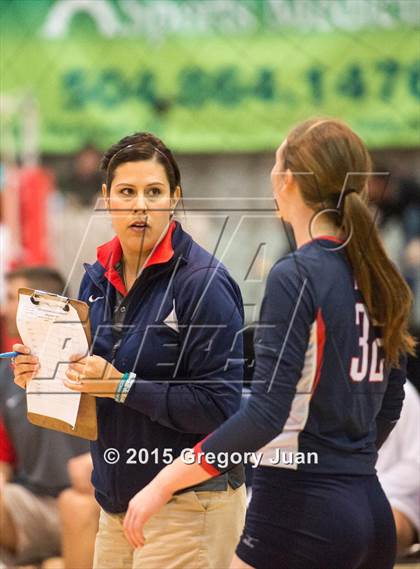 Thumbnail 1 in Teurlings Catholic vs. Ursuline Academy (LHSAA Division III Semifinal) photogallery.
