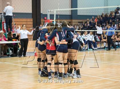 Thumbnail 1 in Teurlings Catholic vs. Ursuline Academy (LHSAA Division III Semifinal) photogallery.