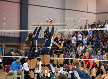Thumbnail 1 in Teurlings Catholic vs. Ursuline Academy (LHSAA Division III Semifinal) photogallery.