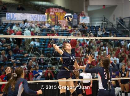 Thumbnail 1 in Teurlings Catholic vs. Ursuline Academy (LHSAA Division III Semifinal) photogallery.