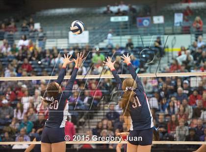 Thumbnail 2 in Teurlings Catholic vs. Ursuline Academy (LHSAA Division III Semifinal) photogallery.
