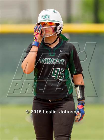 Thumbnail 3 in St. Joseph vs Lutheran South Academy (TAPPS Division 4A Area Playoff) photogallery.