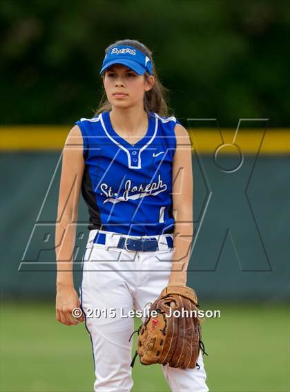 Thumbnail 2 in St. Joseph vs Lutheran South Academy (TAPPS Division 4A Area Playoff) photogallery.