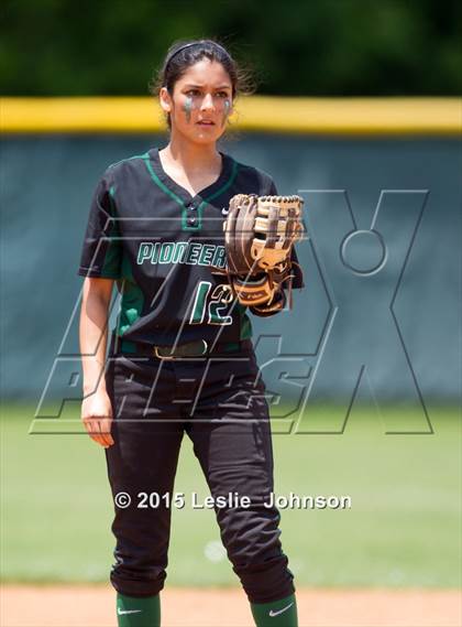 Thumbnail 3 in St. Joseph vs Lutheran South Academy (TAPPS Division 4A Area Playoff) photogallery.