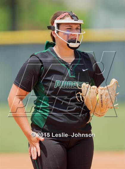 Thumbnail 2 in St. Joseph vs Lutheran South Academy (TAPPS Division 4A Area Playoff) photogallery.