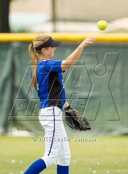 Thumbnail 2 in St. Joseph vs Lutheran South Academy (TAPPS Division 4A Area Playoff) photogallery.