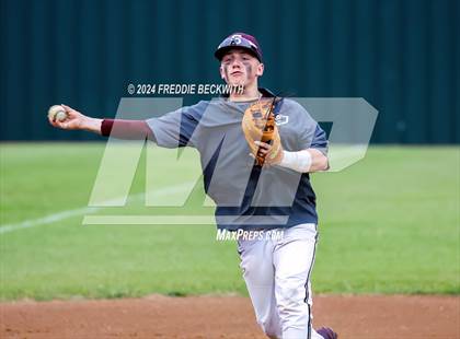 Thumbnail 1 in Sherman @ Denison photogallery.