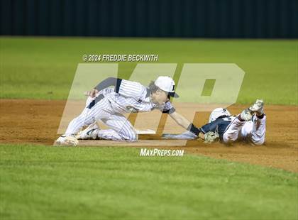 Thumbnail 2 in Sherman @ Denison photogallery.