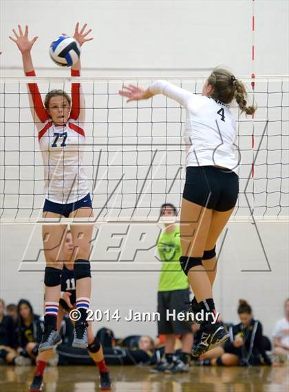 Thumbnail 3 in Redondo Union vs. Archbishop Mitty (Durango Fall Classic) photogallery.
