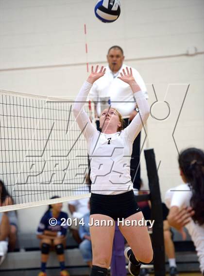 Thumbnail 1 in Redondo Union vs. Archbishop Mitty (Durango Fall Classic) photogallery.