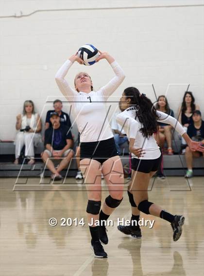 Thumbnail 2 in Redondo Union vs. Archbishop Mitty (Durango Fall Classic) photogallery.