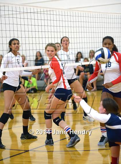 Thumbnail 1 in Redondo Union vs. Archbishop Mitty (Durango Fall Classic) photogallery.