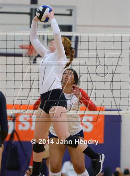Thumbnail 2 in Redondo Union vs. Archbishop Mitty (Durango Fall Classic) photogallery.