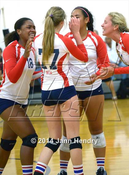 Thumbnail 2 in Redondo Union vs. Archbishop Mitty (Durango Fall Classic) photogallery.