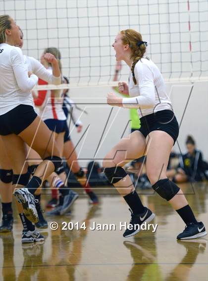 Thumbnail 2 in Redondo Union vs. Archbishop Mitty (Durango Fall Classic) photogallery.