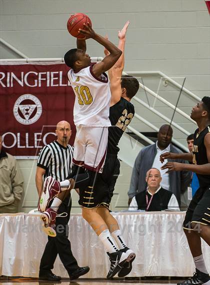 Thumbnail 1 in Paul VI vs. St. Anthony (Spalding Hoophall Classic) photogallery.