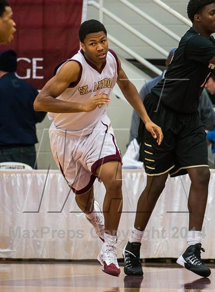Thumbnail 1 in Paul VI vs. St. Anthony (Spalding Hoophall Classic) photogallery.
