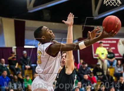Thumbnail 3 in Paul VI vs. St. Anthony (Spalding Hoophall Classic) photogallery.