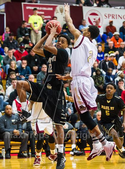 Thumbnail 1 in Paul VI vs. St. Anthony (Spalding Hoophall Classic) photogallery.