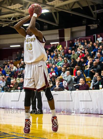 Thumbnail 3 in Paul VI vs. St. Anthony (Spalding Hoophall Classic) photogallery.