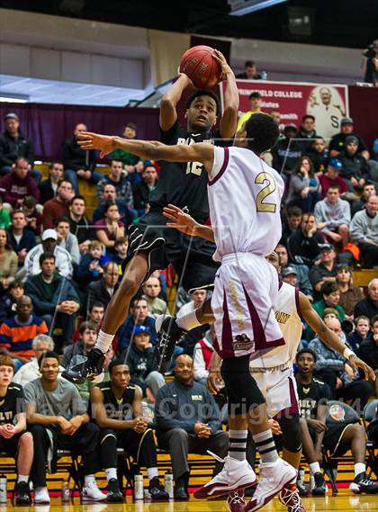 Thumbnail 2 in Paul VI vs. St. Anthony (Spalding Hoophall Classic) photogallery.