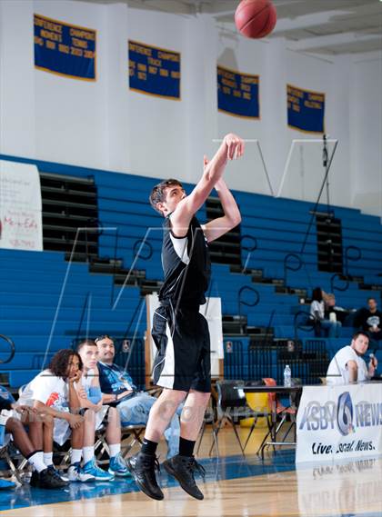 Thumbnail 2 in Sylmar vs. Australia Jr (National Prep Classic) photogallery.