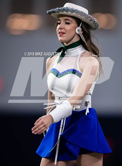 Thumbnail 2 in Ennis @ Reedy (UIL 5A DII Bi-District) photogallery.