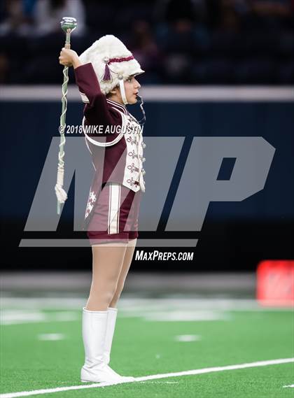 Thumbnail 3 in Ennis @ Reedy (UIL 5A DII Bi-District) photogallery.