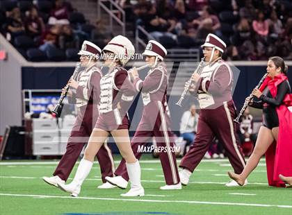 Thumbnail 2 in Ennis @ Reedy (UIL 5A DII Bi-District) photogallery.