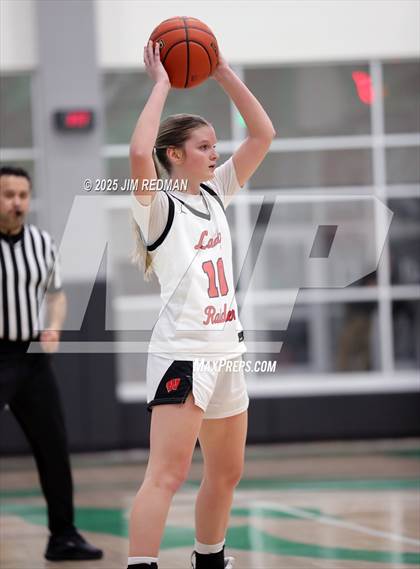 Thumbnail 1 in Pottsboro vs. Winnsboro (UIL 3A D1 Bi-District Basketball Playoff) photogallery.
